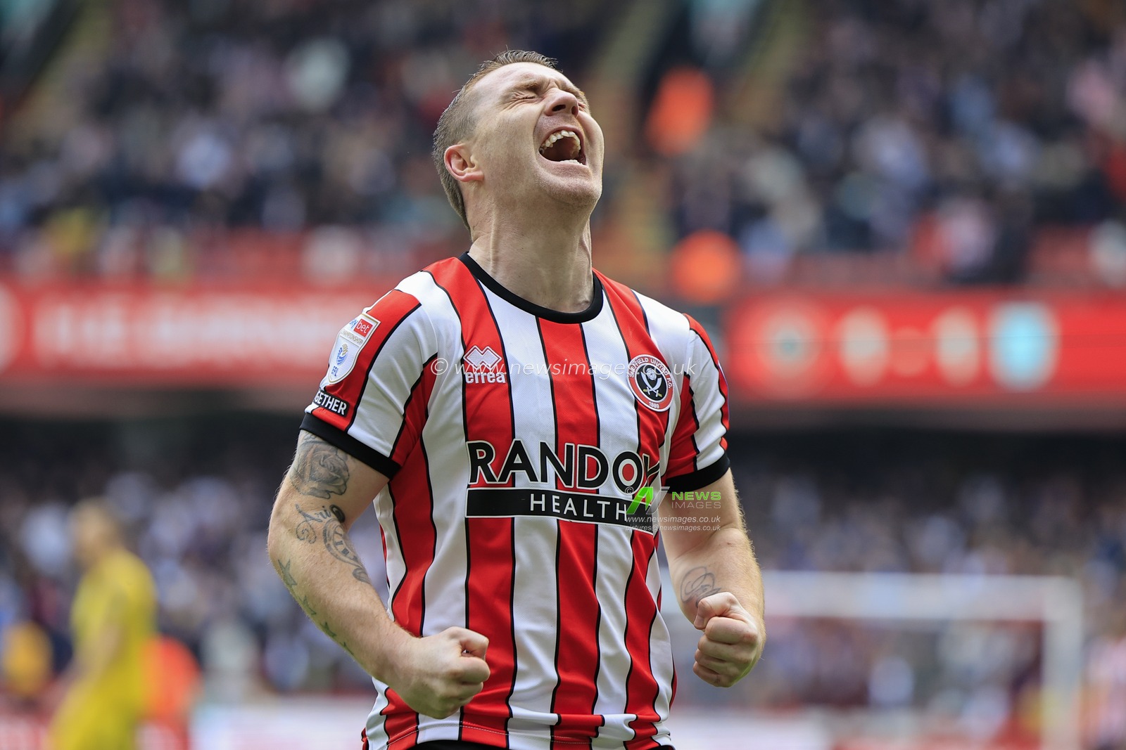 John Fleck #4 of Sheffield United celebrates scoring to make it 2-1 during the Sky Bet Championship match Sheffield United vs Preston North End at Bramall Lane, Sheffield, United Kingdom, 29th April 2023

(Photo by Conor Molloy/News Images)