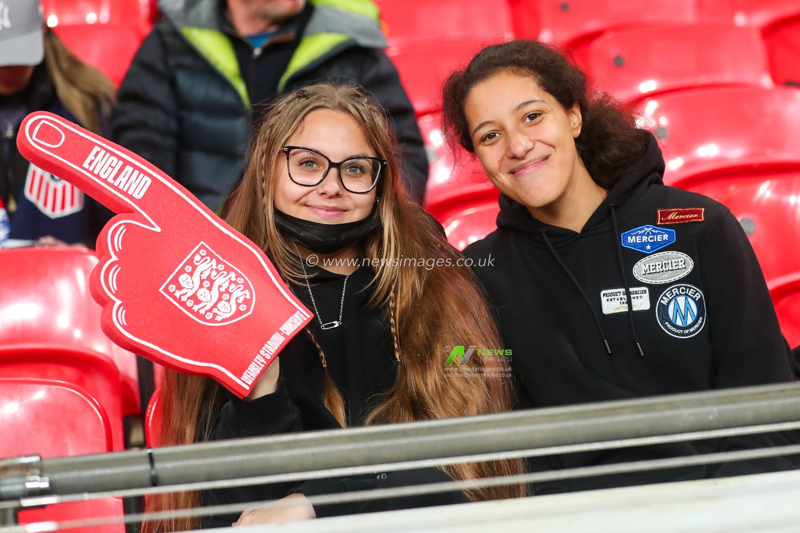 Fans arrive at Wembley Stadium prior to the Women's International Friendly match England vs United States at Wembley Stadium, London, United Kingdom, 30th November 2024

(Photo by Izzy Poles/News Images)