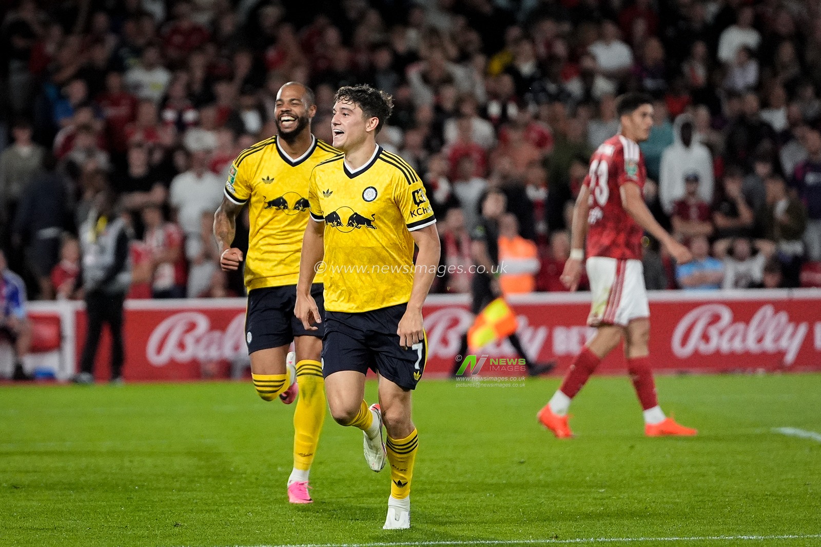Daniel James of Leeds United celebrates his goal to make it  0-1 during the Carabao Cup round 2 match Nottingham Forest vs Leeds Rhinos at City Ground, Nottingham, United Kingdom on 25 August 2026

(Photo by Maynard Manyowa/News Images)