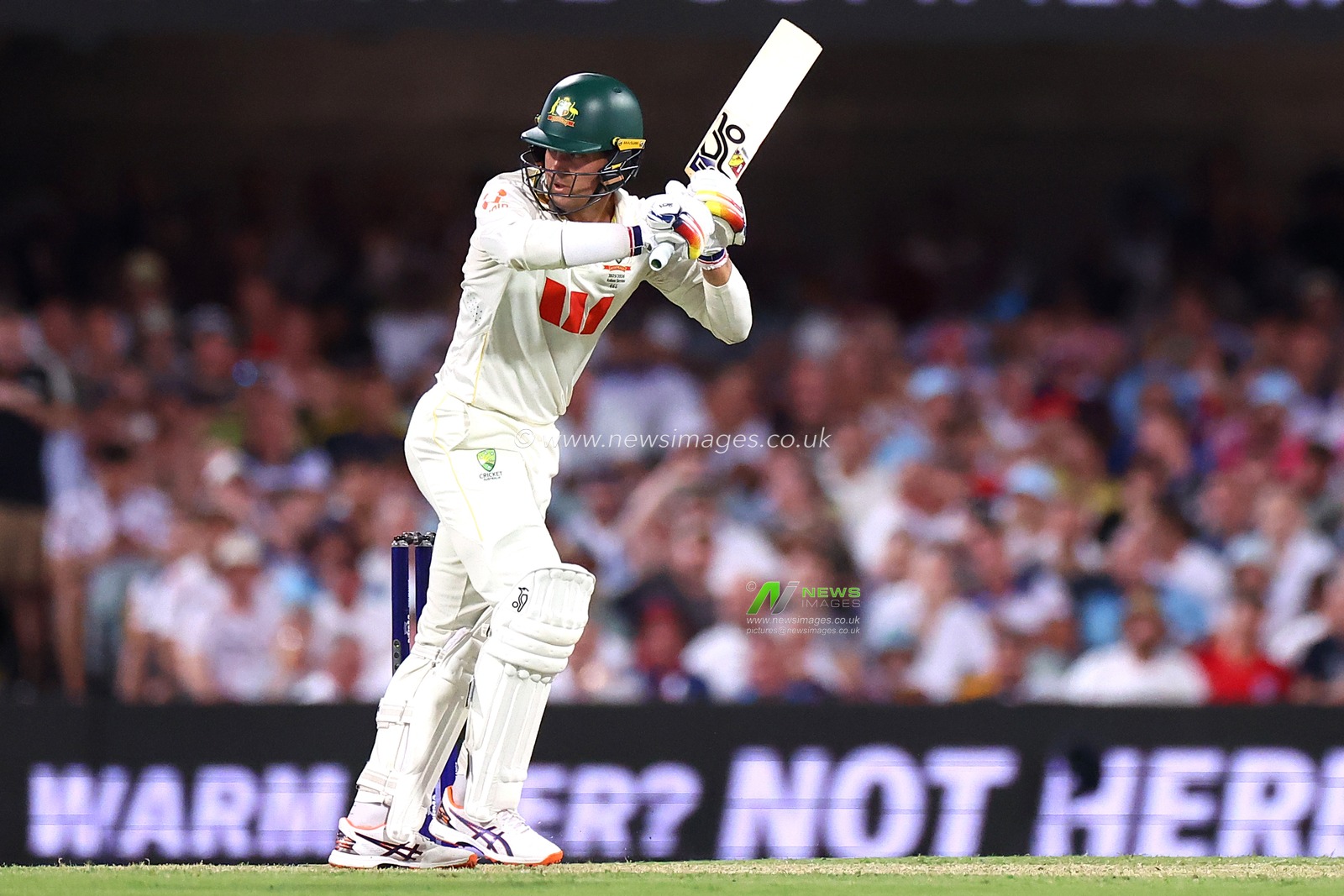 Alex Carey of Australia  bats during the NRMA Insurance Ashes Second Test Day 2 Australia vs England at The Gabba, Brisbane Cricket Ground, Brisbane, Australia, 5th December 2025

(Photo by Pat Hoelscher/News Images)

*** GER AUT SUI OUT ***