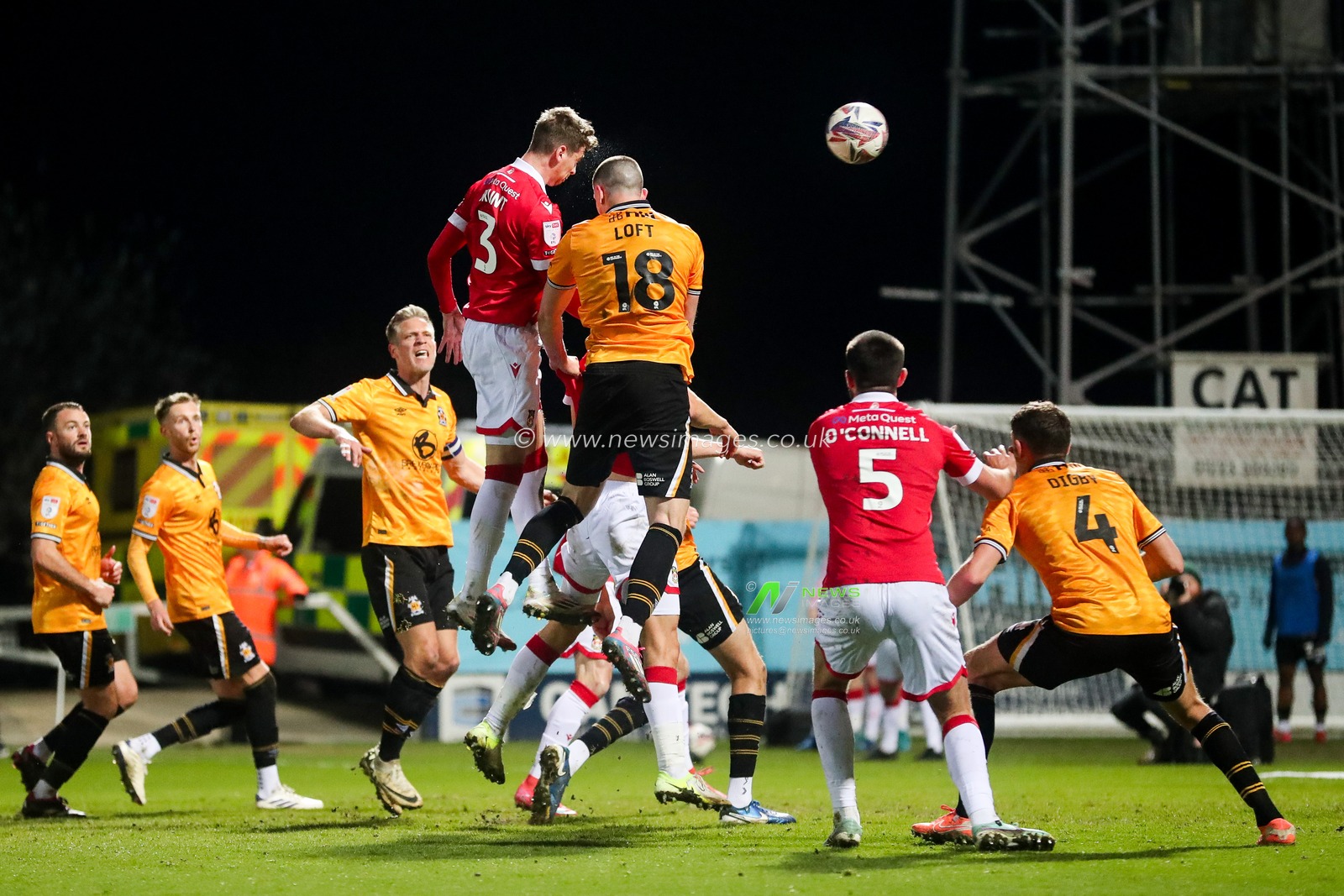 Lewis Brunt of Wrexham AFC heads the ball during the Sky Bet League 1 match Cambridge United vs Wrexham at Abbey Stadium, Cambridge, United Kingdom, 1st April 2025

(Photo by Izzy Poles/News Images)