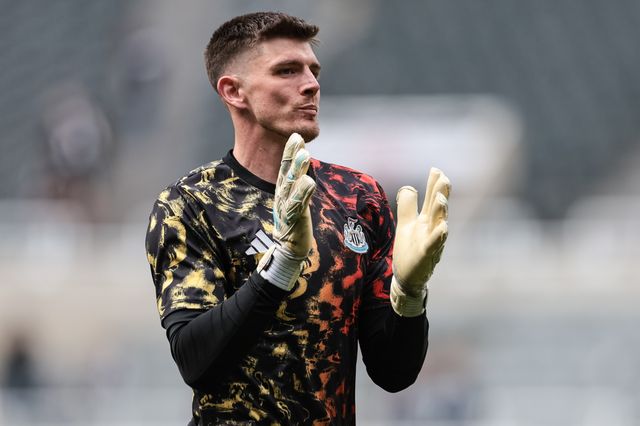 Newcastle United goalkeeper Nick Pope applauds the fans during the Premier League match Newcastle Untied vs Brighton & Hove Albion at St. James's Park, Newcastle, United Kingdom on 02 May 2026

(Photo by Mark Cosgrove/News Images)