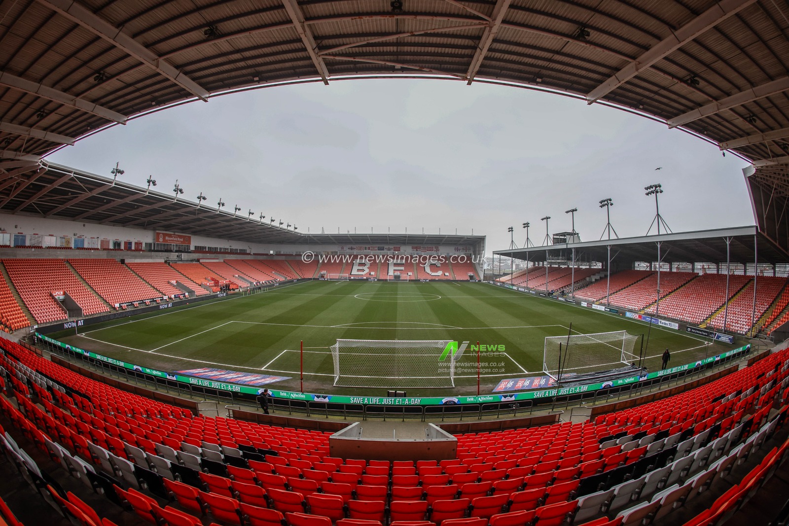 A general view of Bloomfield Road ahead of the Sky Bet League 1 match Blackpool vs Mansfield Town at Bloomfield Road, Blackpool, United Kingdom, 15th February 2025

(Photo by Mark Cosgrove/News Images)