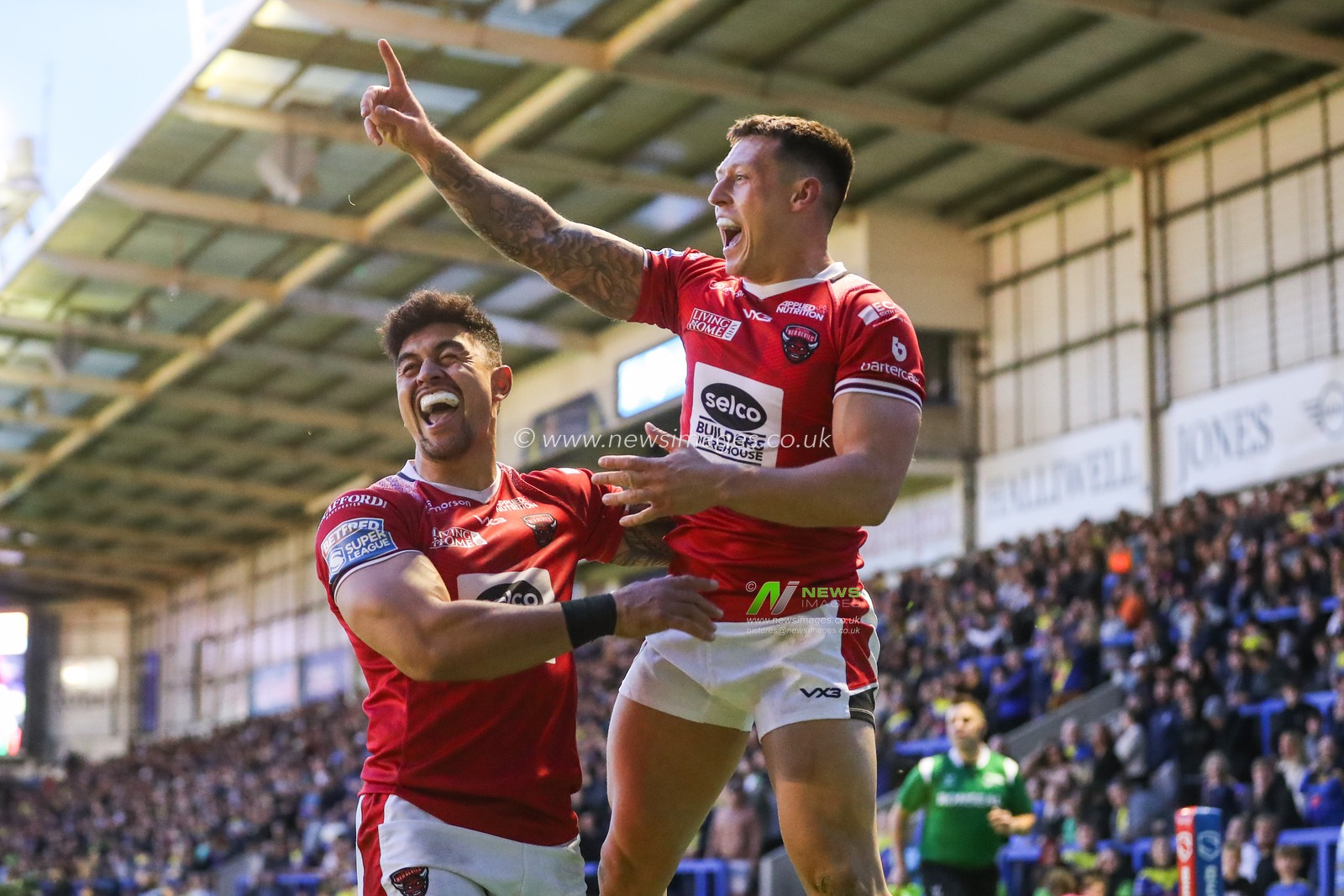 Deon Cross of Salford Red Devils celebrates his try to make it 8-23 during the Betfred Super League Round 14 match Warrington Wolves vs Salford Red Devils at Halliwell Jones Stadium, Warrington, United Kingdom, 14th June 2024

(Photo by Gareth Evans/News Images)