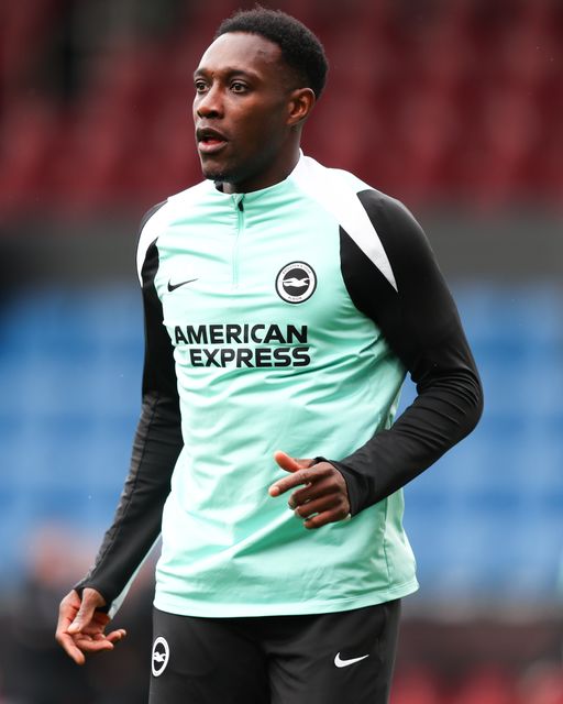 Danny Welbeck of Brighton & Hove Albion warms up ahead of the Premier League match Burnley vs Brighton & Hove Albion at Turf Moor, Burnley, United Kingdom on 11 April 2026

(Photo by Jorge Horsted/News Images)