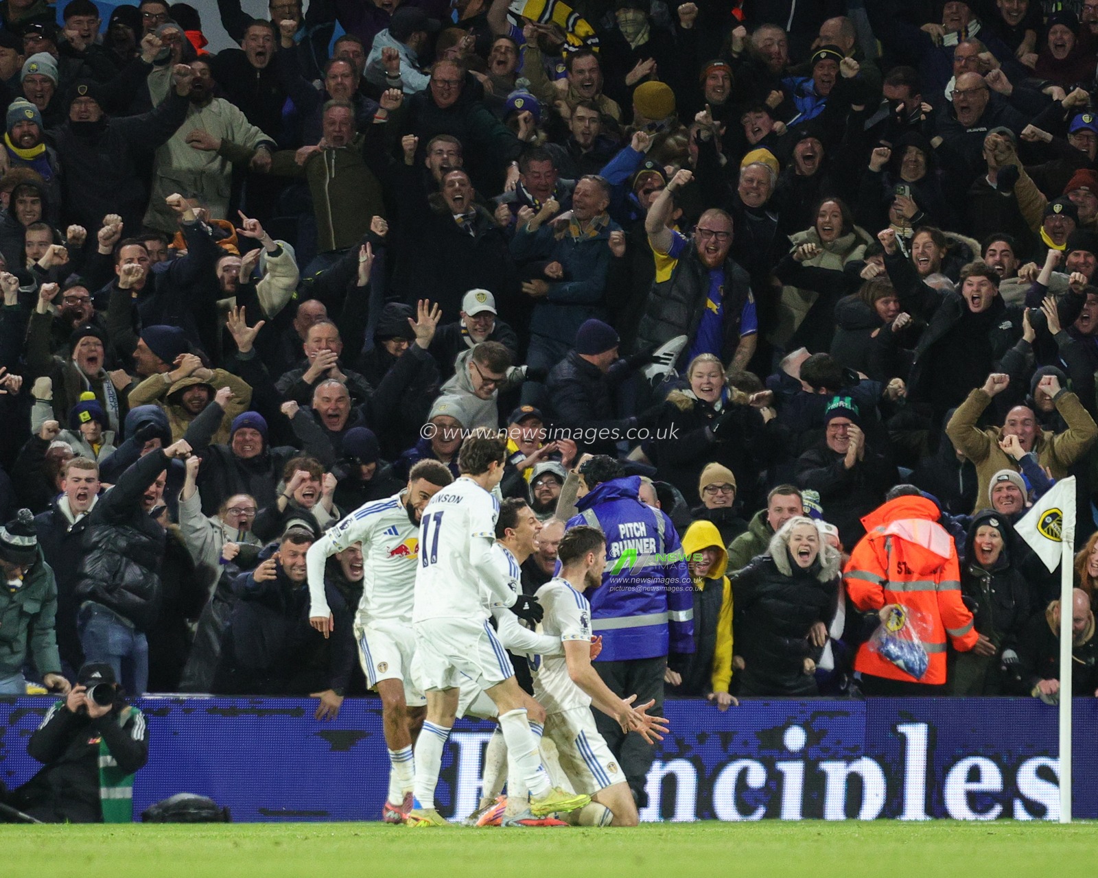 Anton Stach of Leeds United celebrates his goal to make it 2-2 during the Premier League match Leeds United vs Liverpool at Elland Road, Leeds, United Kingdom, 6th December 2025

(Photo by Richard Bierton/News Images)

*** GER AUT SUI OUT ***