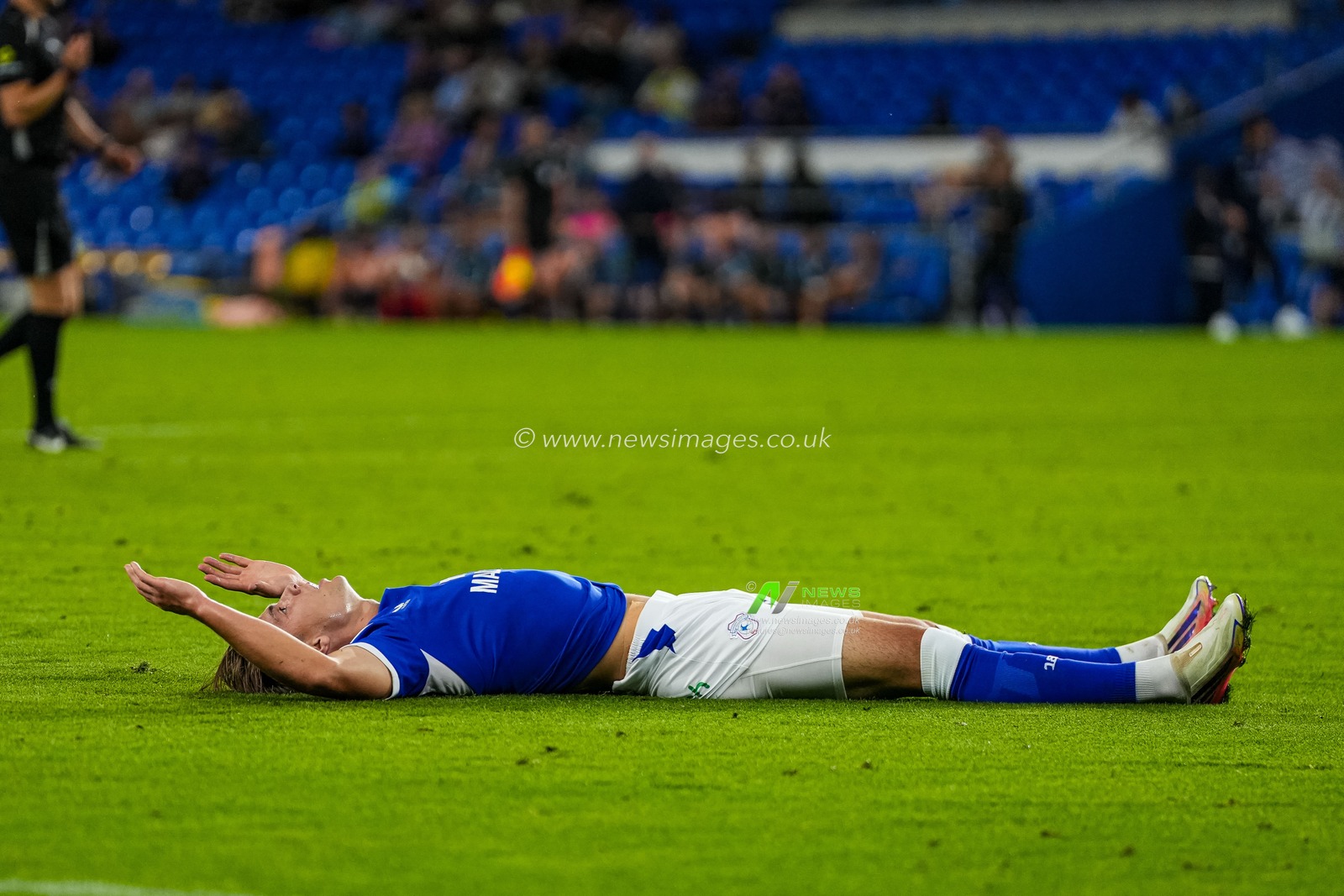 Cian Ashford of Cardiff City during the Carabao Cup round 2 match Cardiff City vs Norwich City at Cardiff City Stadium, Cardiff, United Kingdom on 25 August 2026

(Photo by Andrew Lewis/News Images)