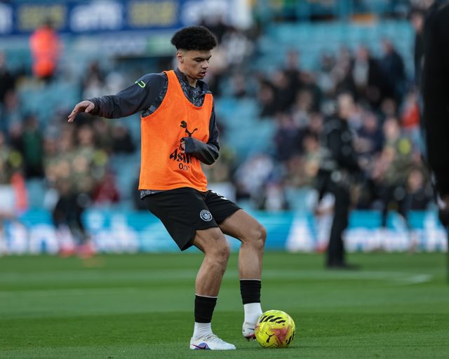 Nico O'Reilly of Manchester City in the pregame warmup session during the Premier League match Leeds United vs Manchester City at Elland Road, Leeds, United Kingdom on 28 February 2026

(Photo by Mark Cosgrove/News Images)