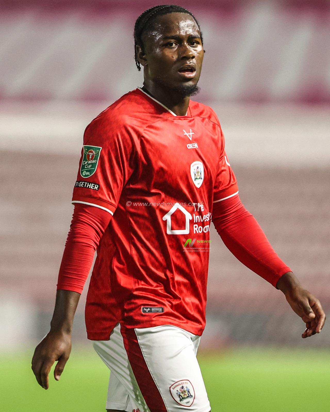 Reyes Cleary of Barnsley during the Carabao Cup round 2 match Barnsley vs Crewe Alexandra at Oakwell, Barnsley, United Kingdom on 25 August 2026

(Photo by Alfie Cosgrove/News Images)