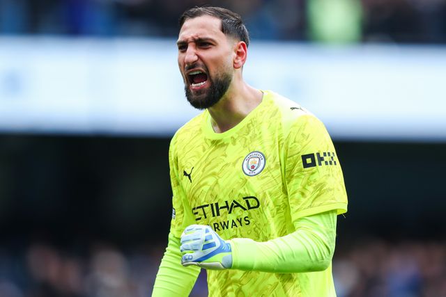 Manchester City goalkeeper Gianluigi Donnarumma celebrates Jeremy Doku of Manchester City goal to make it 1-0 during the Premier League match Manchester City vs Brentford at The City in the Community Etihad Stadium, Manchester, United Kingdom on 09 May 2026

(Photo by Jorge Horsted/News Images)