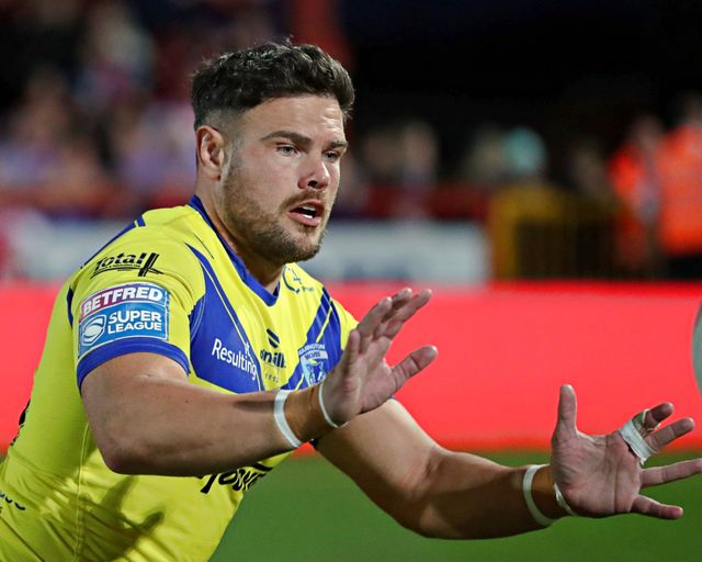 Joe Philbin of Warrington Wolves before the Betfred Super League round 27 match Hull KR vs Warrington Wolves at Sewell Group Craven Park, Kingston upon Hull, United Kingdom, 18th September 2025(Photo by Sam Eaden/News Images)