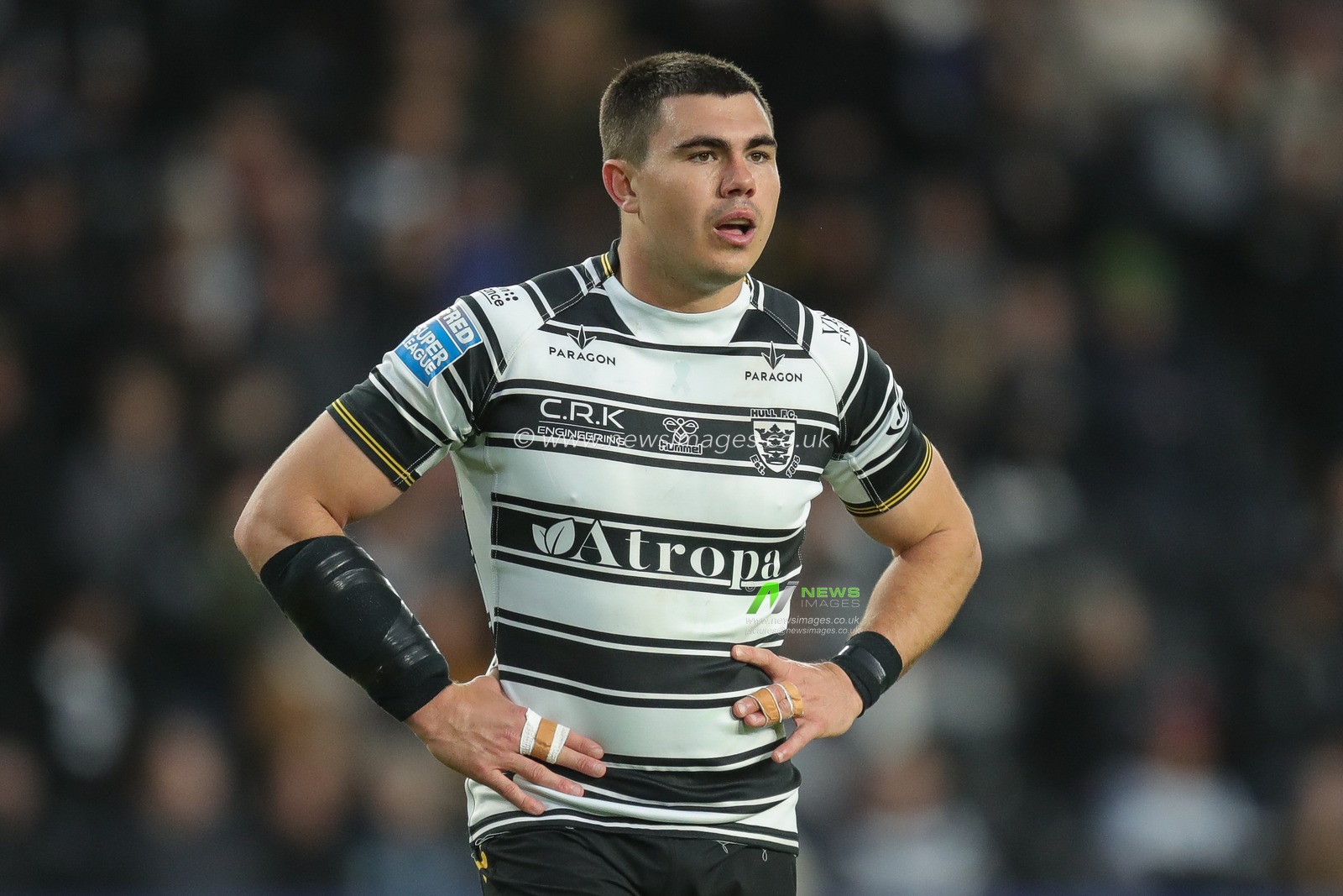 Jake Clifford #7 of Hull FC during the Betfred Super League Round 11 match Hull FC vs Wigan Warriors at MKM Stadium, Hull, United Kingdom, 4th May 2023

(Photo by James Heaton/News Images)