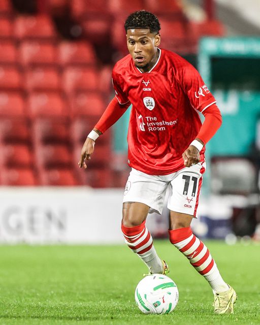 Tyrese Noslin of Barnsley during the Carabao Cup round 2 match Barnsley vs Crewe Alexandra at Oakwell, Barnsley, United Kingdom on 25 August 2026

(Photo by Alfie Cosgrove/News Images)
