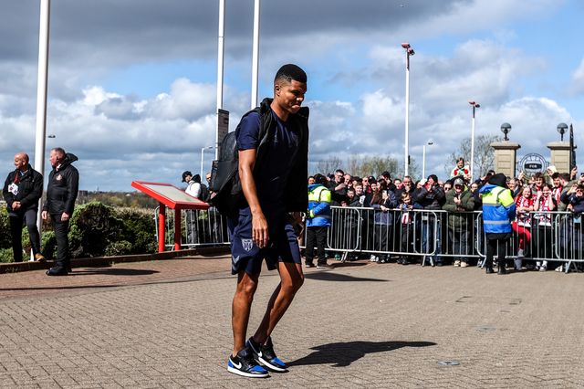 Reinildo Mandava of Sunderland arrives during the Premier League match Sunderland vs Tottenham Hotspur at Stadium Of Light, Sunderland, United Kingdom on 12 April 2026

(Photo by Alfie Cosgrove/News Images)
