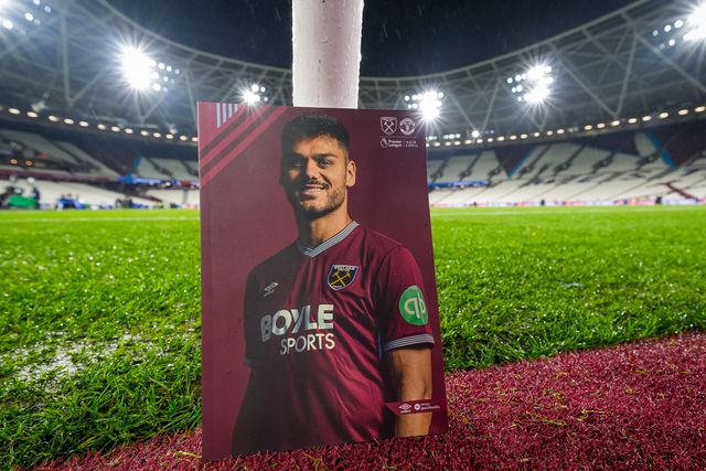 Konstantinos Mavropanos of West Ham United I the match day program during the Premier League match West Ham United vs Manchester United at London Stadium, London, United Kingdom on 10 February 2026

(Photo by Maynard Manyowa/News Images)
