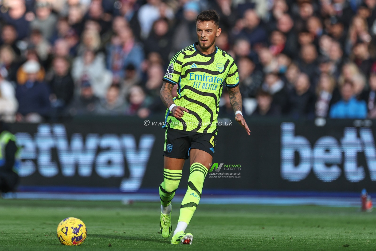 Ben White of Arsenal during the Premier League match West Ham United vs Arsenal at London Stadium, London, United Kingdom, 11th February 2024

(Photo by Mark Cosgrove/News Images)