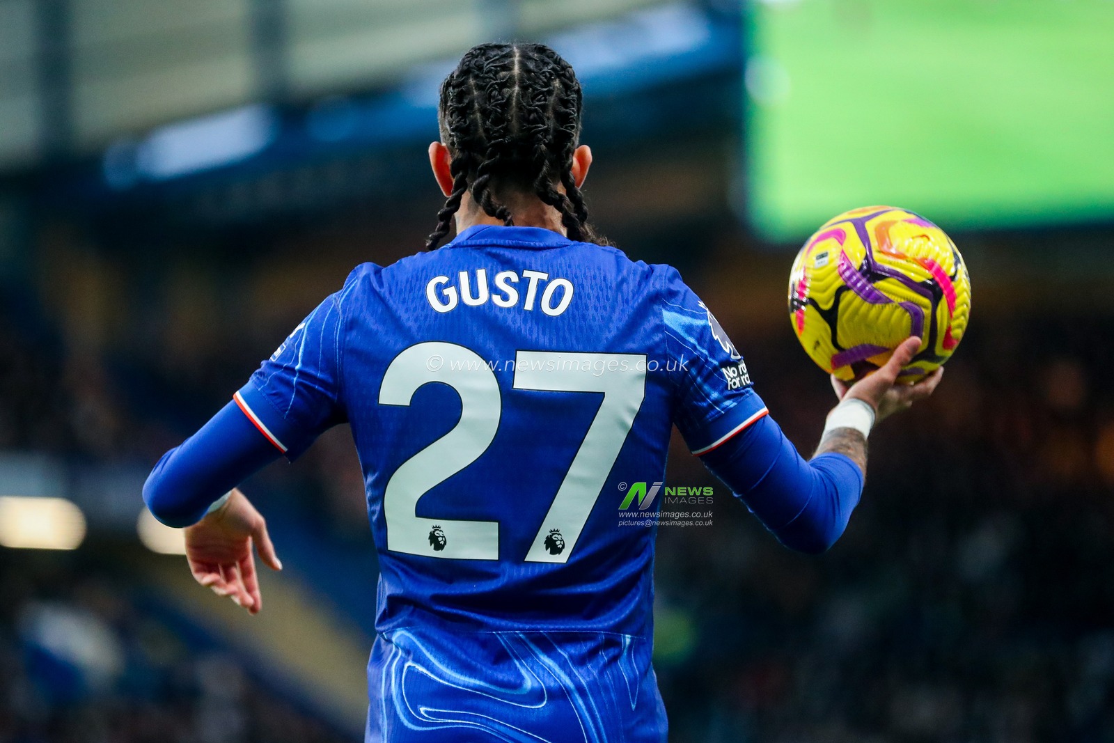 Malo Gusto of Chelsea in action during the Premier League match Chelsea vs Fulham at Stamford Bridge, London, United Kingdom, 26th December 2024

(Photo by Izzy Poles/News Images)