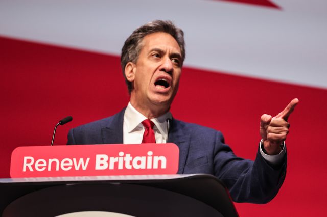 Ed Milliband MP, Secretary of State for Energy Security and Net Zero addresses conference during the Labour Party Annual Conference 2025 Day 4 at ACC, Liverpool, United Kingdom, 1st October 2025

(Photo by Mark Cosgrove/News Images)