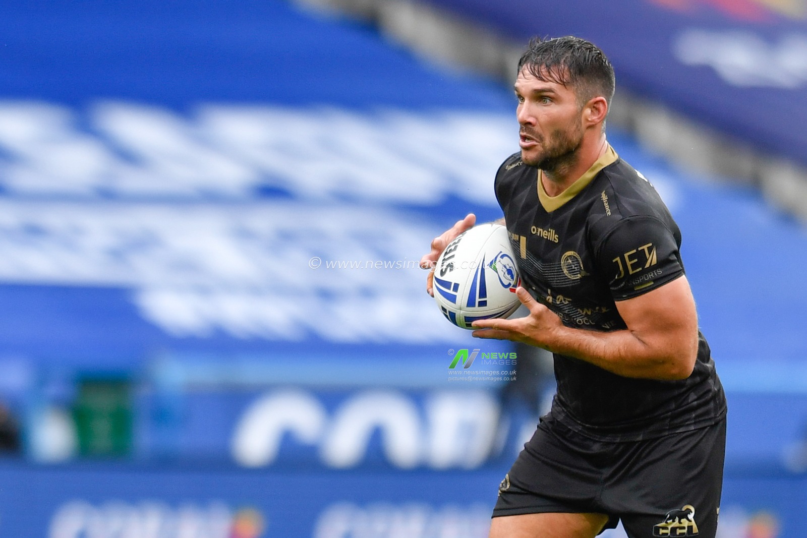 Jason Baitieri (24) of Catalans Dragons in action during the game