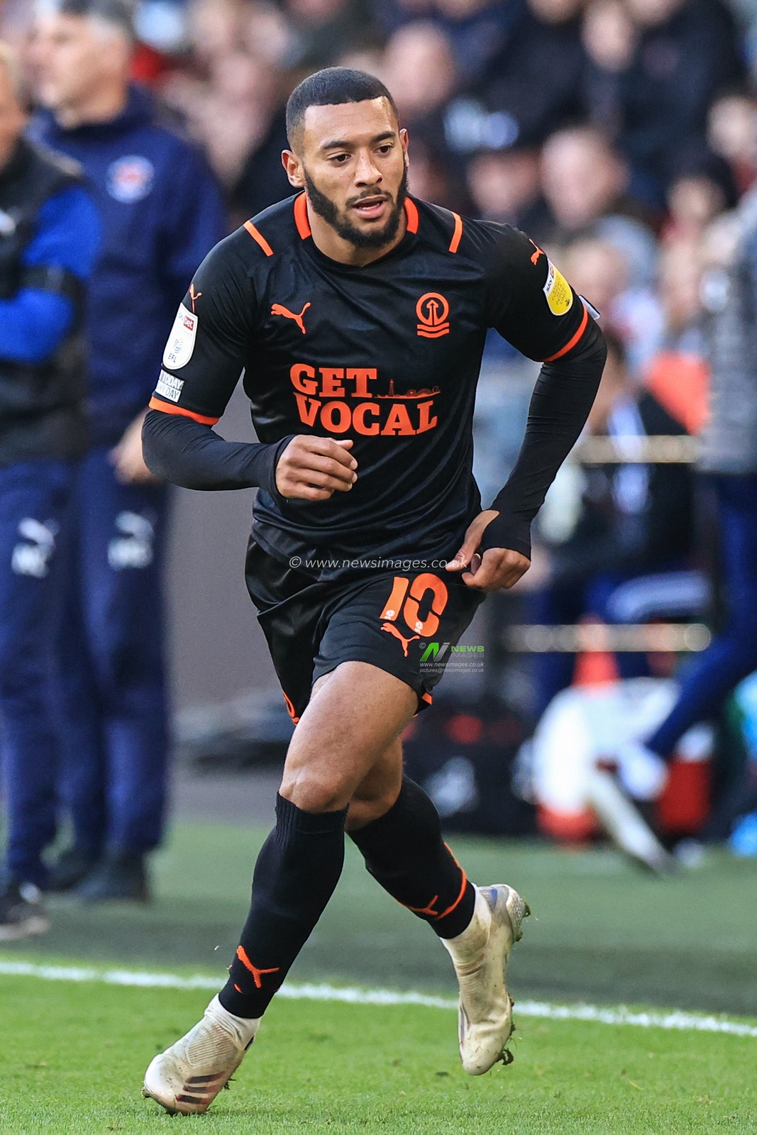 Keshi Anderson #10 of Blackpool during the game
