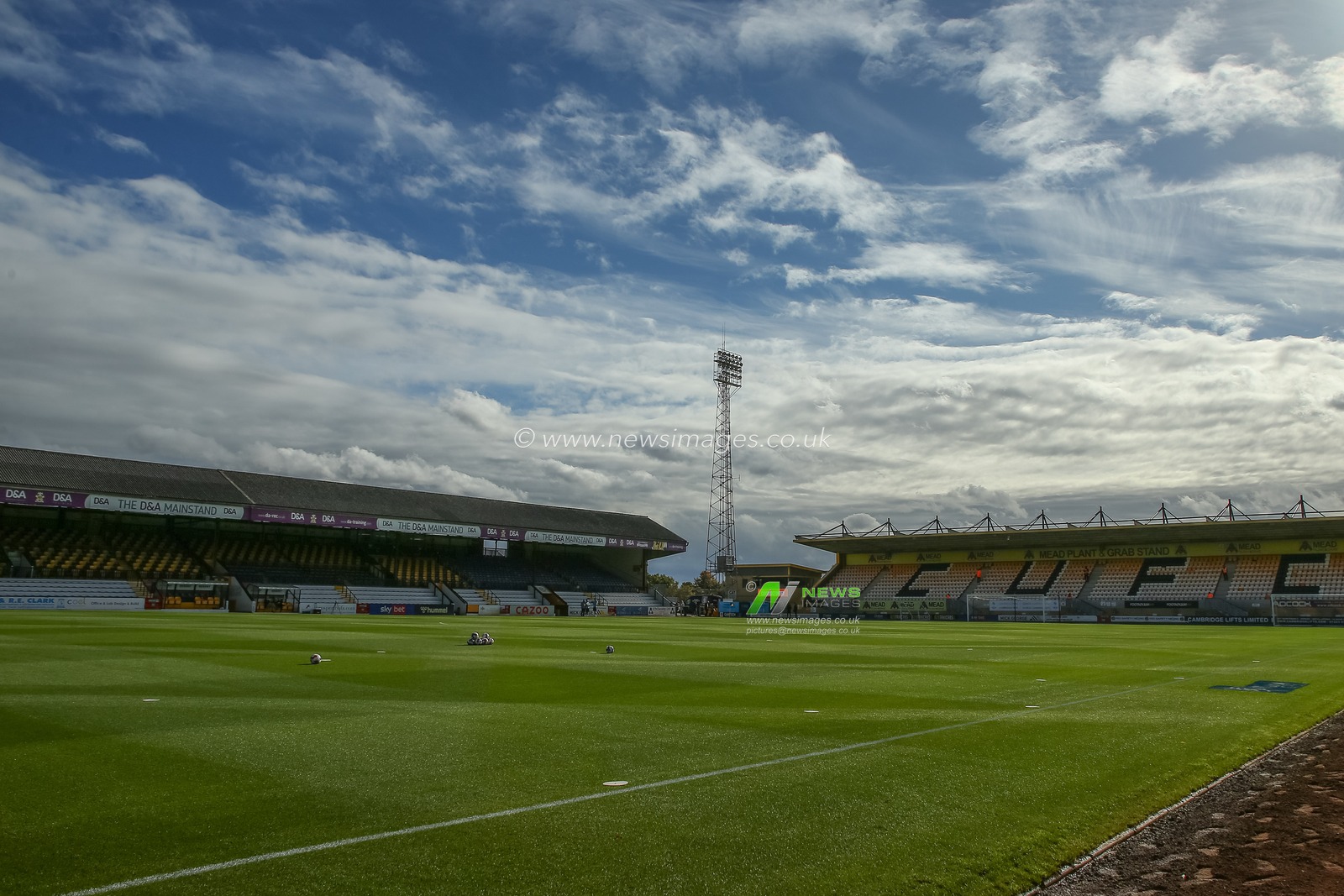 General view inside of Abbey Stadium, home of Cambridge United ahead of the Sky Bet League 1 match Cambridge United vs Sheffield Wednesday at Abbey Stadium, Cambridge, United Kingdom, 15th October 2022

(Photo by Gareth Evans/News Images)