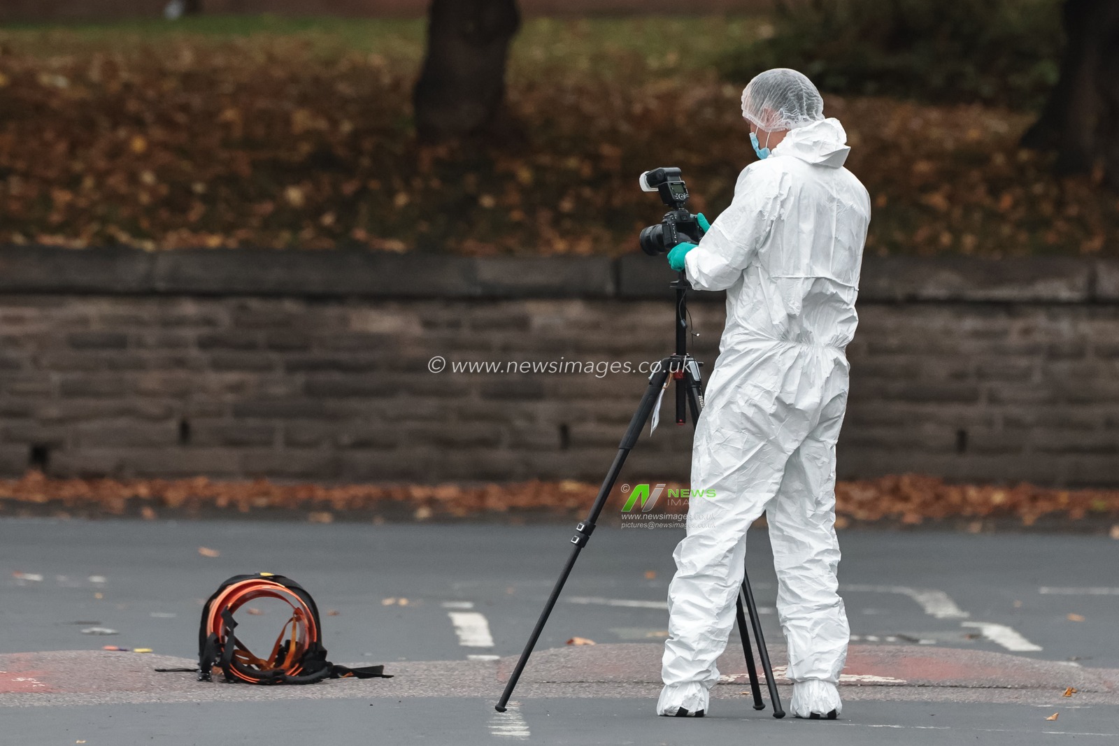 A forensic police officer analyses crime scenes, gathers and preserves evidence as they take photographs of the scene during the Manchester synagogue attack at Manchester Synagogue, Manchester, United Kingdom, 2nd October 2025

(Photo by Mark Cosgrove/News Images)