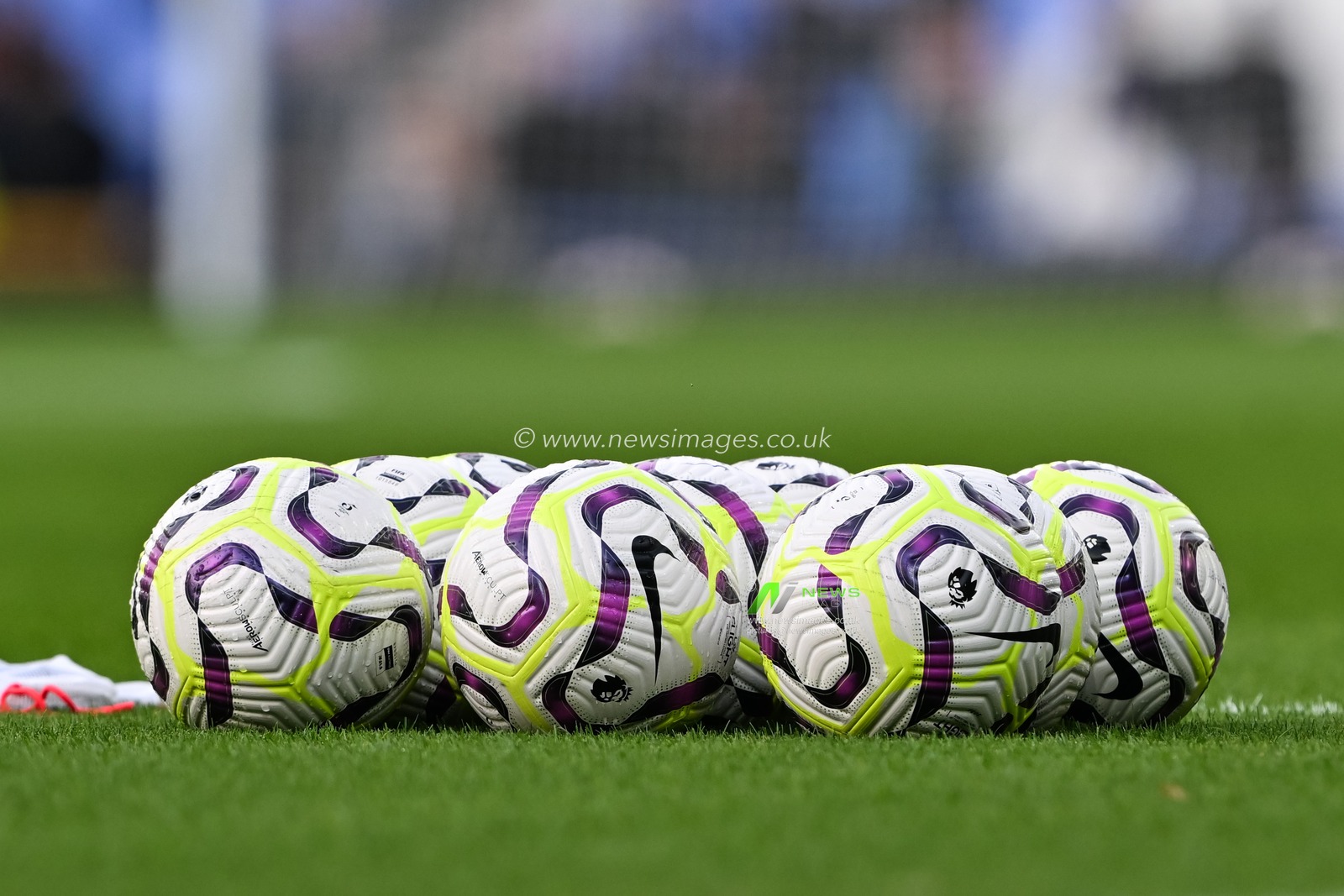 The match balls lay waiting ahead of the warm ups ahead of the Premier League match Everton vs Newcastle United at Goodison Park, Liverpool, United Kingdom, 5th October 2024

(Photo by Cody Froggatt/News Images)