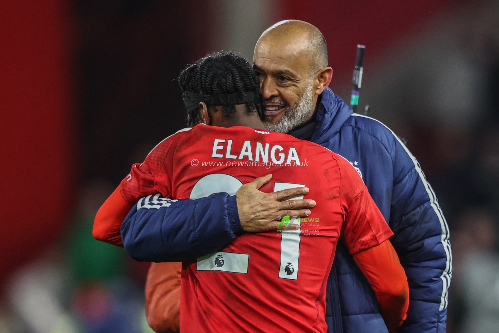 Nuno Espirito Santo Manager of Nottingham Forest and Anthony Elanga of Nottingham Forest celebrate the win during the Premier League match Nottingham Forest vs Manchester United at City Ground, Nottingham, United Kingdom, 1st April 2025

(Photo by Alfie Cosgrove/News Images)