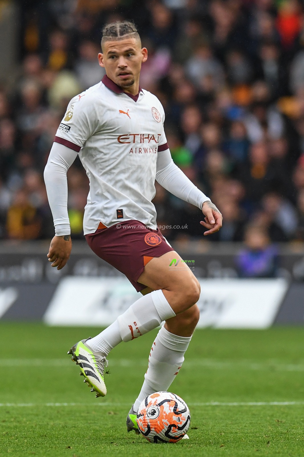 Kalvin Phillips #4 of Manchester City during the Premier League match Wolverhampton Wanderers vs Manchester City at Molineux, Wolverhampton, United Kingdom, 30th September 2023

(Photo by Mike Jones/News Images)