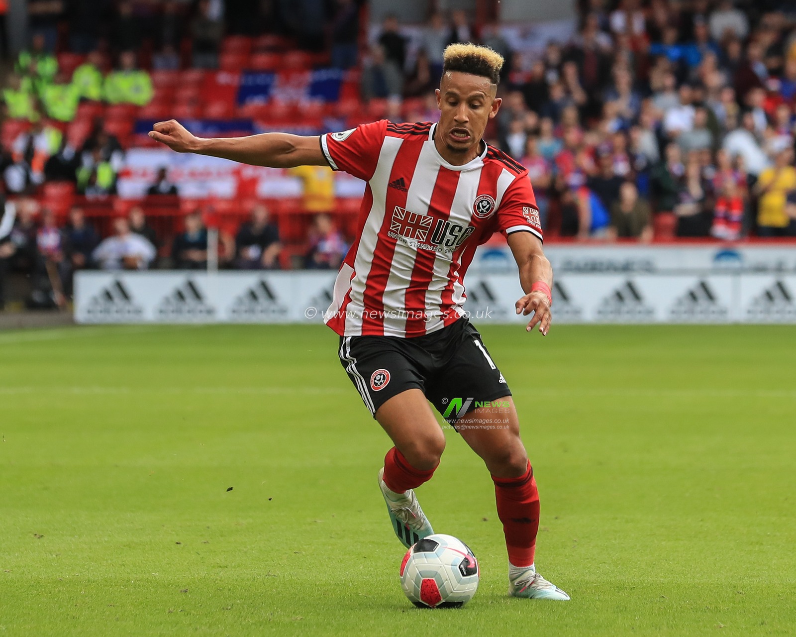 18th August 2019 , Bramall Lane, Sheffield, England; Premier League Football, Sheffield United vs Crystal Palace ; Callum Robinson (11) of Sheffield United with the ball 


Credit: Mark Cosgrove/News Images

English Football League images are subject to DataCo Licence