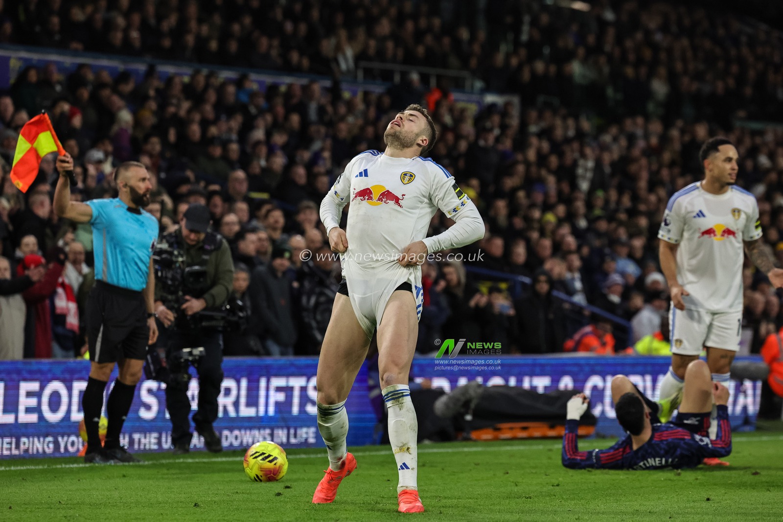 Gabriel Gudmundsson of Leeds United reacts after giving away a free kick during the Premier League match Leeds United vs Arsenal at Elland Road, Leeds, United Kingdom, 31st January 2026

(Photo by Mark Cosgrove/News Images)