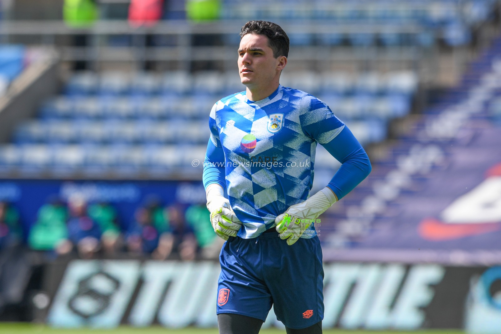 Lee Nicholls #21 of Huddersfield Town warming up before the game
