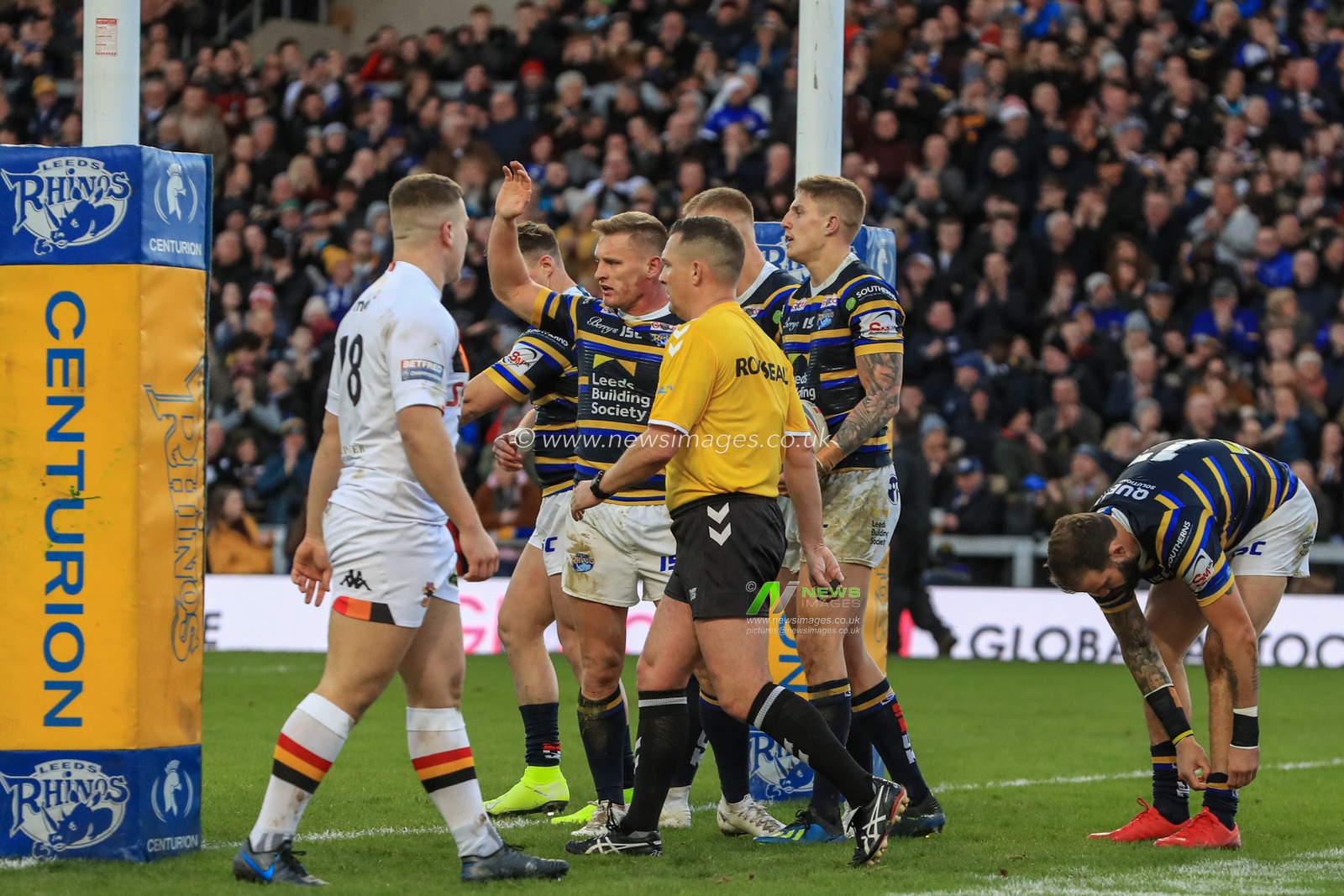 12th January 2020, Headingley Carnegie Stadium, Leeds, England; Jamie Jones-Buchanan, Rob Burrow Testimonial, Leeds Rhinos v Bradford Bulls : Brad Dwyer (14) of Leeds Rhinos celebrates his try 


Credit: Mark Cosgrove/News Images