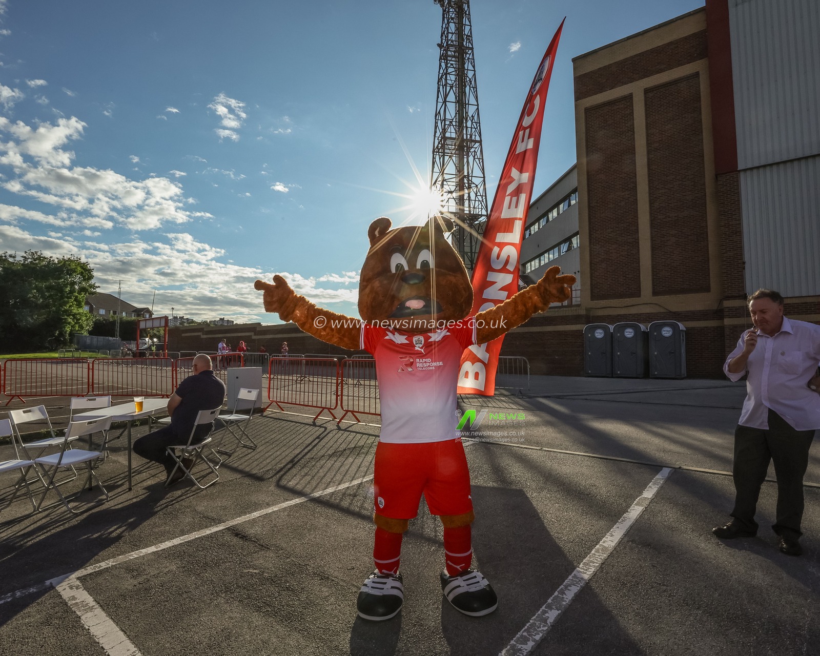 Toby Tyke Barnsleyâ€™s mascot during the Sky Bet League 1 match Barnsley vs Peterborough at Oakwell, Barnsley, United Kingdom, 15th August 2023

(Photo by Mark Cosgrove/News Images)