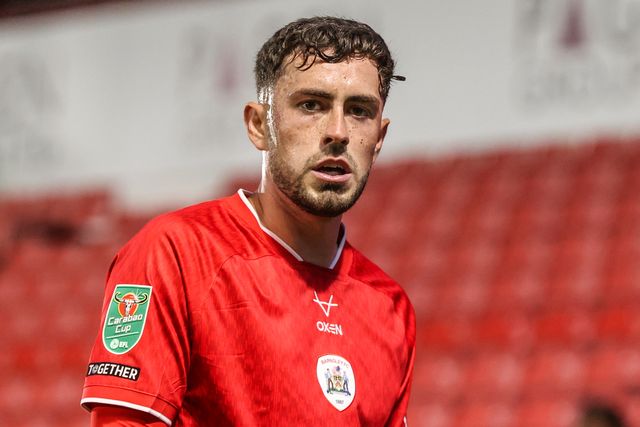 Corey O'Keeffe of Barnsley during the Carabao Cup round 2 match Barnsley vs Crewe Alexandra at Oakwell, Barnsley, United Kingdom on 25 August 2026

(Photo by Alfie Cosgrove/News Images)