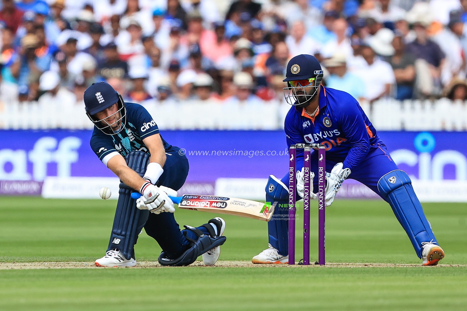 Joe Root of England is caught LBW by Yuzvendra Chahal of India