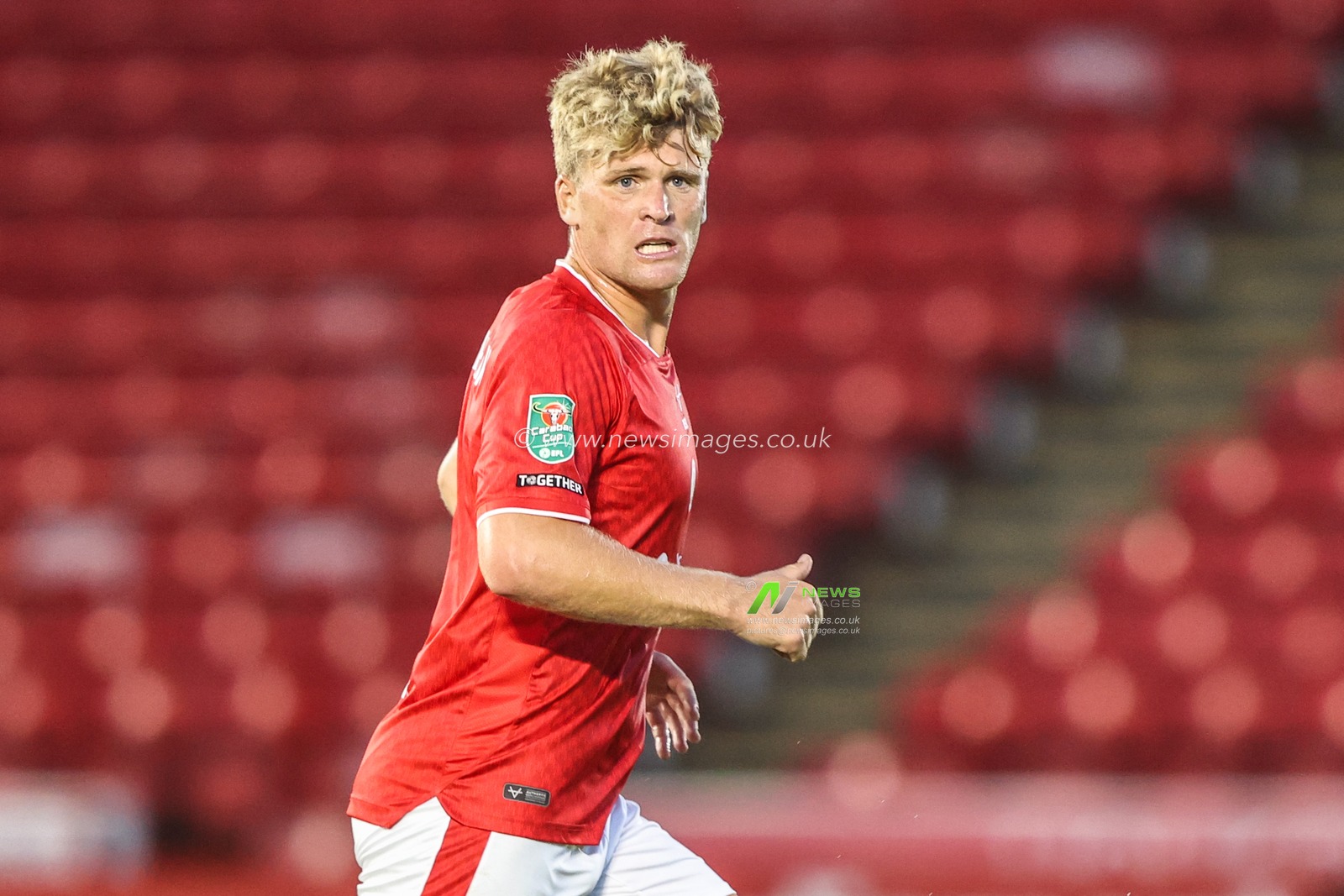 Cameron McGeehan of Barnsley during the Carabao Cup round 2 match Barnsley vs Crewe Alexandra at Oakwell, Barnsley, United Kingdom on 25 August 2026

(Photo by Alfie Cosgrove/News Images)