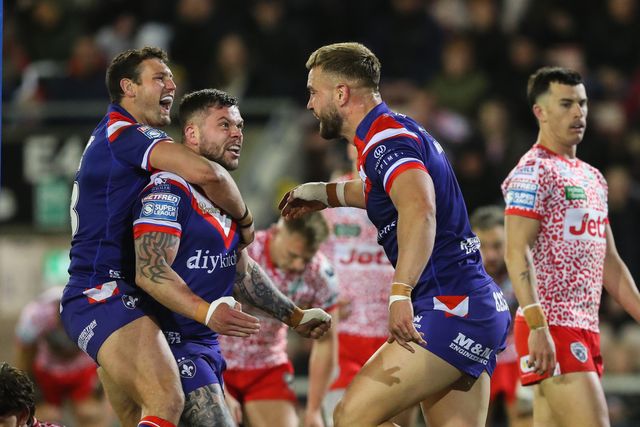 Mike McMeeken of Wakefield Trinity celebrates his try to make it 0-10 during the Betfred Super League Round 6 match Leigh Leopards vs Wakefield Trinity at Leigh Sports Village, Leigh, United Kingdom, 28th March 2025

(Photo by Gareth Evans/News Images)