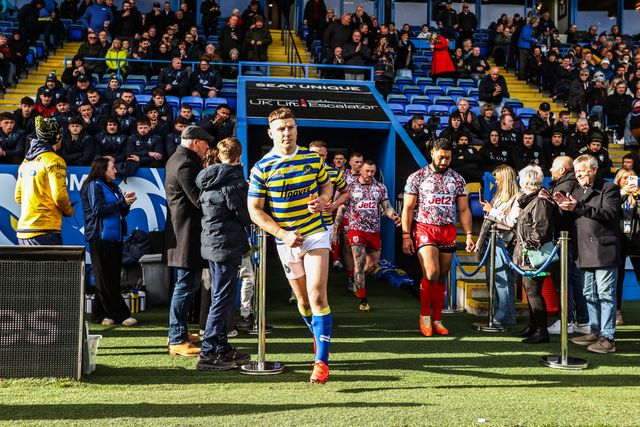 George Williams of Warrington Wolves leads his team out for the game during the Betfred Challenge Cup Quarter Final match Warrington Wolves vs Leigh Leopards at The Halliwell Jones Stadium, Warrington, United Kingdom on 11 April 2026

(Photo by Alfie Cosgrove/News Images)