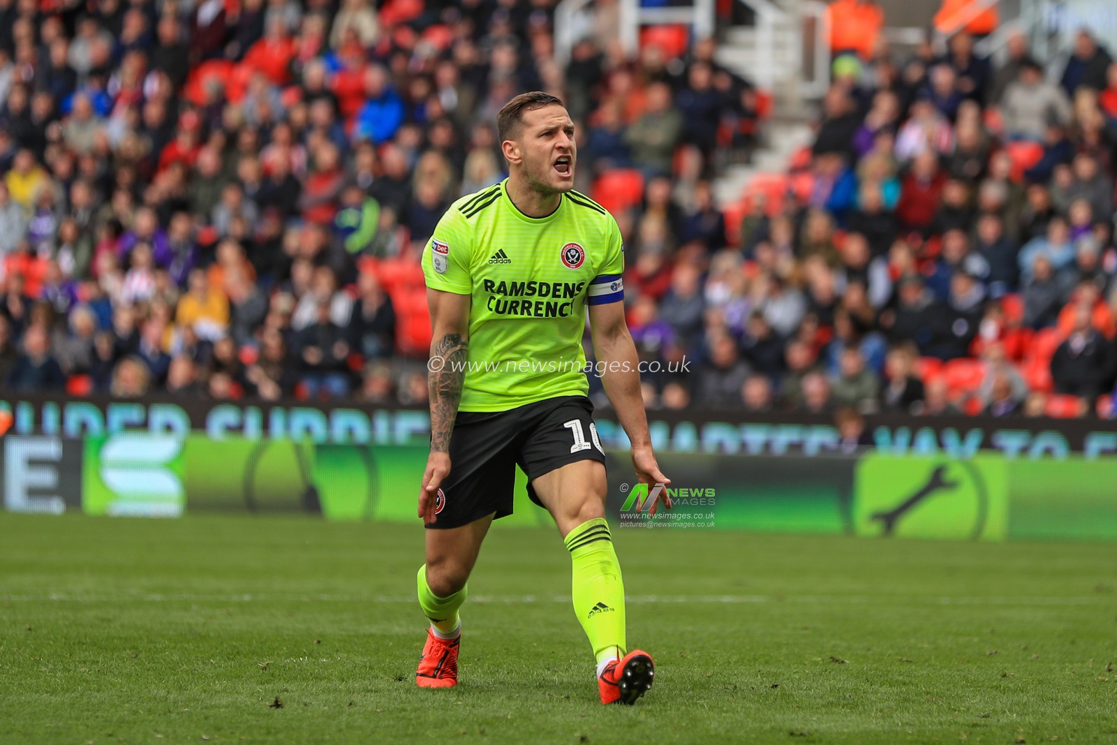 5th May 2019, Bet 365 Stadium, Stoke-on-Trent, England; Sky Bet Championship, Stoke City vs Sheffield United ; Billy Sharp (10) of Sheffield United celebrates Enda Stevens (03) of Sheffield Unitedâ€™s goal 


Credit: Mark Cosgrove/News Images

English Football League images are subject to DataCo Licence