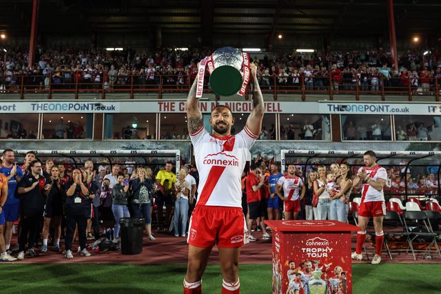 Elliot Minchella of Hull KR lifts the Challenge Cup inferno of packed out  Sewell Group Craven Park during the Betfred Super League Round 14 Hull KR vs Catalans Dragons at Sewell Group Craven Park, Kingston upon Hull, United Kingdom, 13th June 2025

(Photo by Mark Cosgrove/News Images)