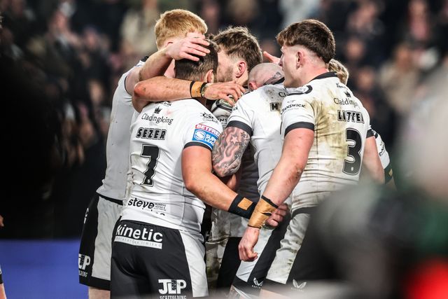 Joe Batchelor of Hull FC celebrates his try during the Betfred Super League round 1 match Hull FC vs Bradford Bulls at MKM Stadium, Hull, United Kingdom on 14 February 2026

(Photo by Alfie Cosgrove/News Images)