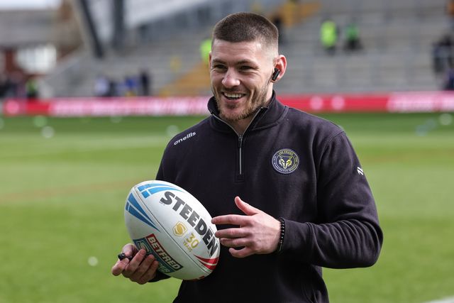 Danny Walker of Warrington Wolves arrives during the Betfred Super League round 6 match Leeds Rhinos vs Warrington Wolves at AMT Headingley Stadium, Leeds, United Kingdom on 29 March 2026

(Photo by Mark Cosgrove/News Images)