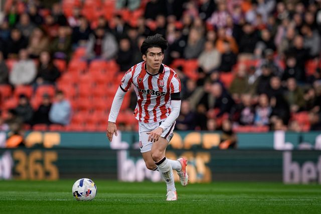 Bae Jun-Ho of Stoke City makes a run with the ball  during the Sky Bet Championship match Stoke City vs Sheffield Wednesday at Bet365 Stadium, Stoke On Trent, United Kingdom on 03 April 2026

(Photo by Maynard Manyowa/News Images)