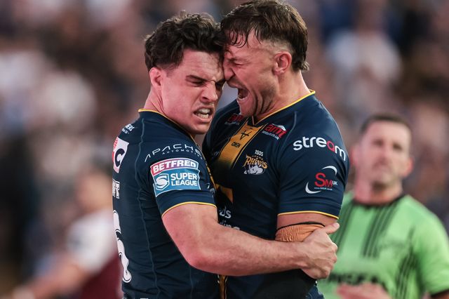 Brodie Croft of Leeds Rhinos celebrates his try during the Betfred Super League round 12 match Leeds Rhinos vs Huddersfield Giants at AMT Headingley Stadium, Leeds, United Kingdom on 22 May 2026

(Photo by Mark Cosgrove/News Images)