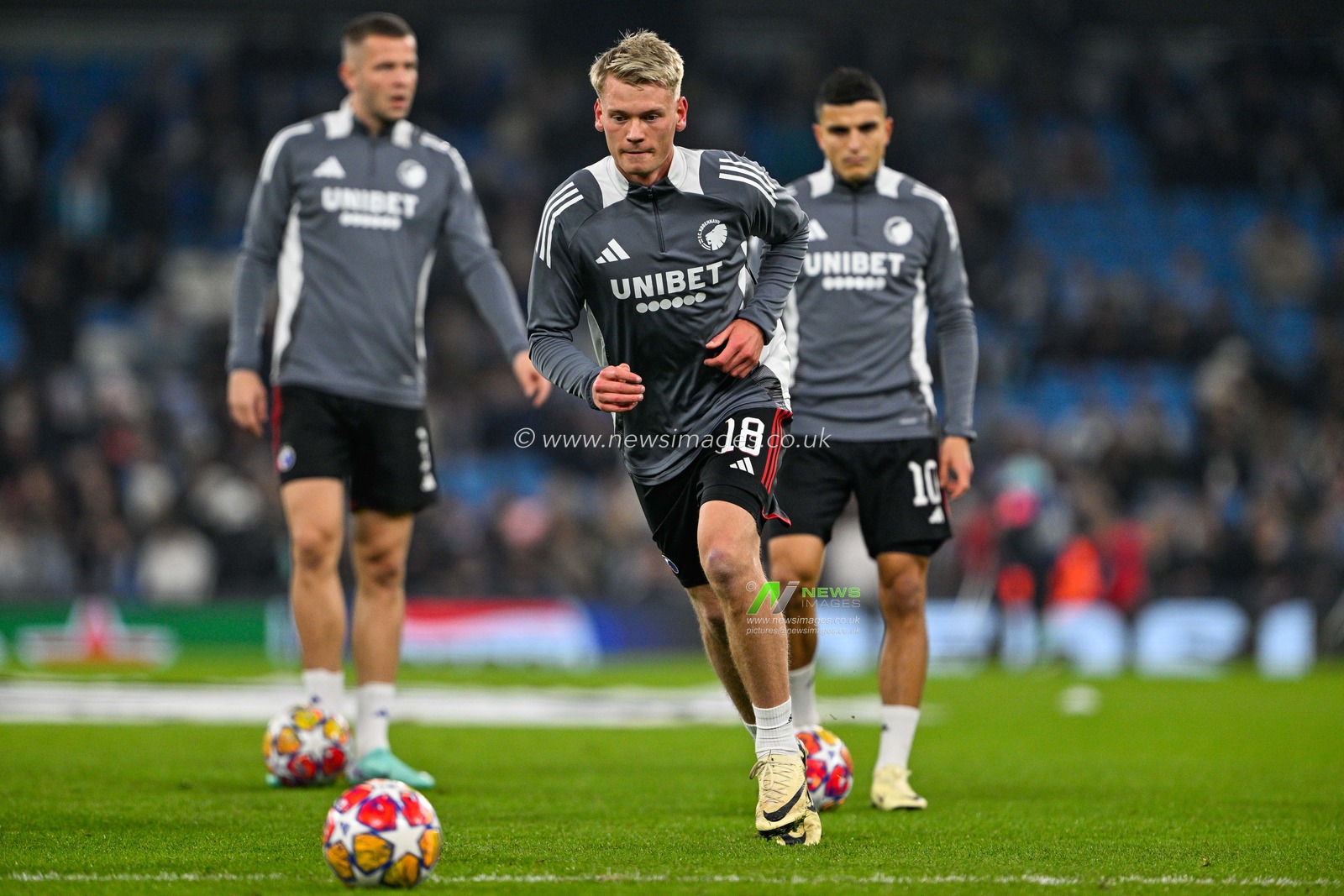 Orri Steinn Ã“skarsson of FC Copenhagen during the pre-game warmup ahead of the UEFA Champions League match Manchester City vs F.C. Copenhagen at Etihad Stadium, Manchester, United Kingdom, 6th March 2024

(Photo by Cody Froggatt/News Images)