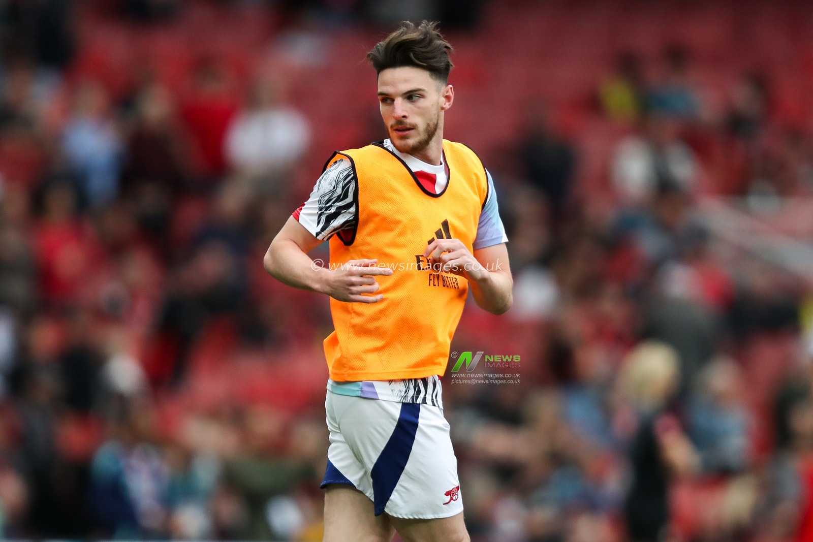 Declan Rice of Arsenal warms up prior to the Premier League match Arsenal vs Bournemouth at Emirates Stadium, London, United Kingdom, 3rd May 2025

(Photo by Izzy Poles/News Images)
