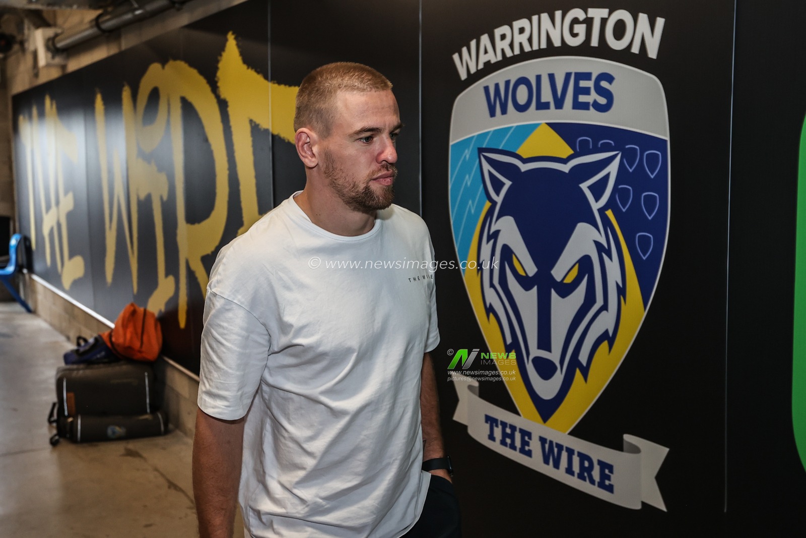 Matt Dufty of Warrington Wolves arrives during the Betfred Super League round 21 match Warrington Wolves vs Wigan Warriors at Halliwell Jones Stadium, Warrington, United Kingdom, 8th August 2025

(Photo by Alfie Cosgrove/News Images)