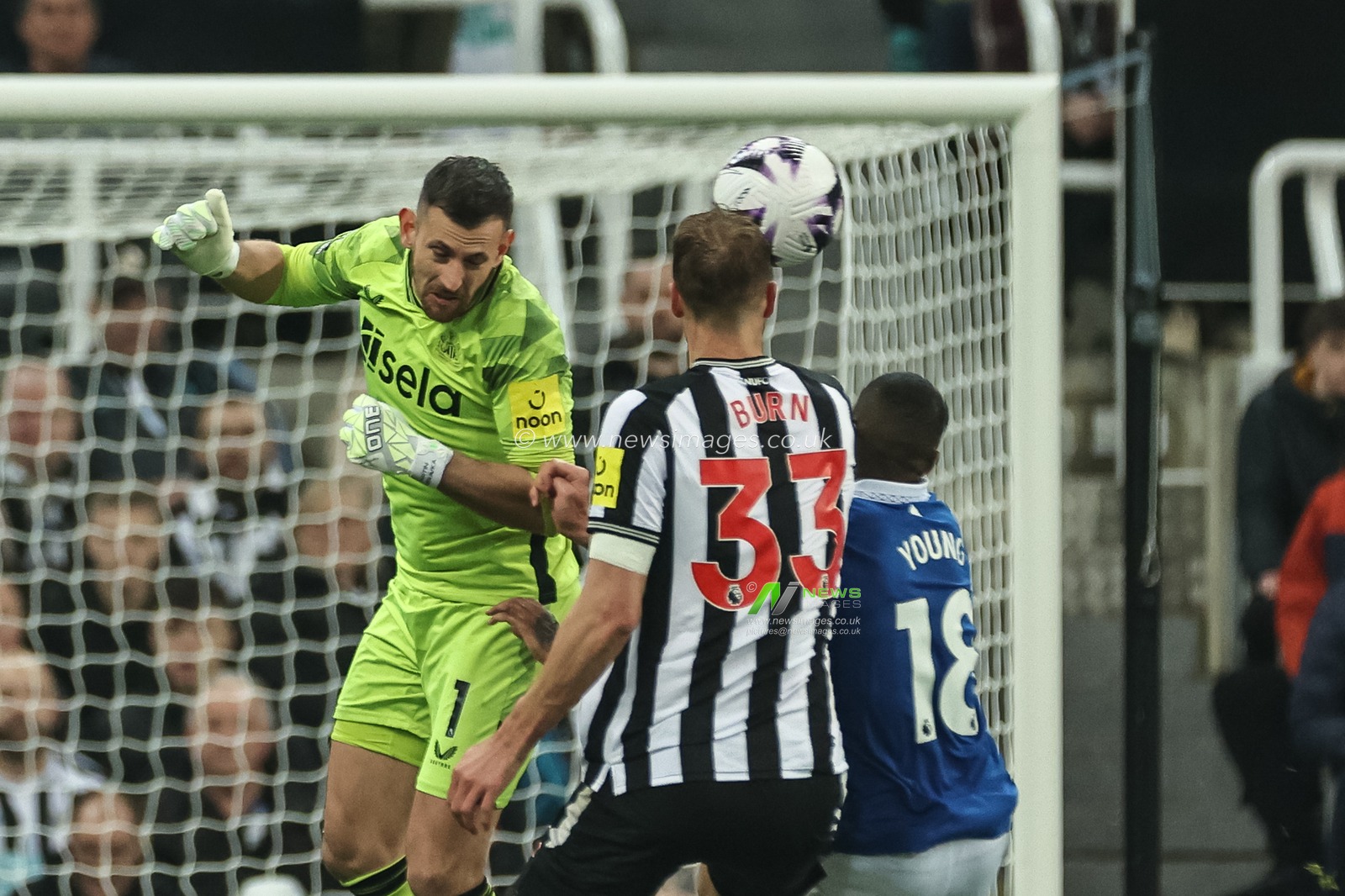 Martin DÃºbravka of Newcastle United heads the ball clear of his defensive area from a passed back ball during the Premier League match Newcastle United vs Everton at St. James's Park, Newcastle, United Kingdom, 2nd April 2024

(Photo by Mark Cosgrove/News Images)