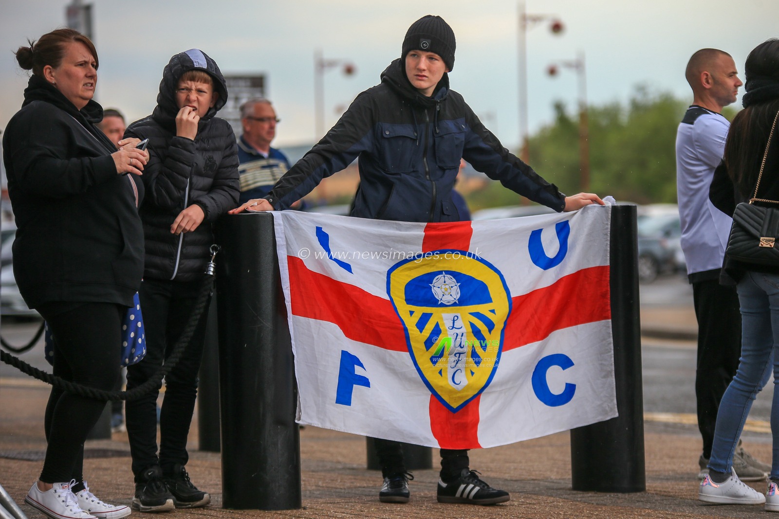 11th May 2019, Pride Park, Derby, England; Sky Bet Championship Play-offs Semi-Final 1st leg, Derby County vs Leeds United ; 

Leeds fan outside Pride Park

Credit: Craig Milner/News Images 

English Football League images are subject to DataCo Licence
